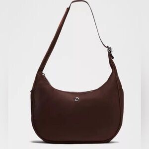 NWT Lululemon City Essentials Shoulder Bag- Lava Cake/Silver -4L